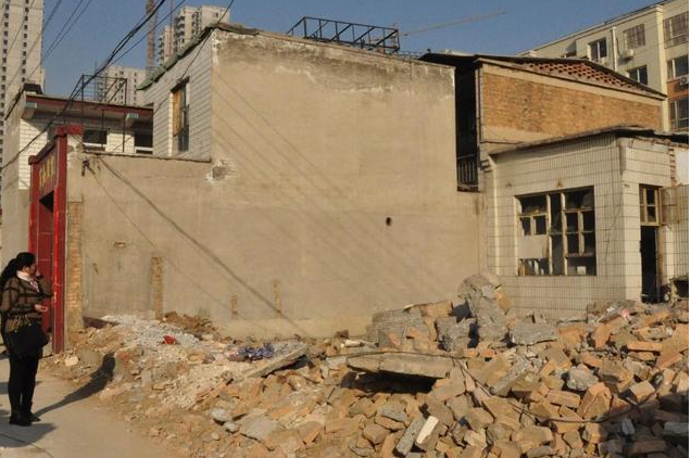 關于企業拆遷和個人房屋拆遷的問題:拆遷作為社會現象，老百姓作為被拆遷主體，拆遷覺得不合理怎么辦