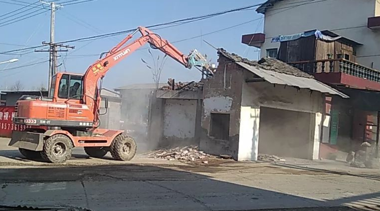 認定違法建設必須依法作出限期拆除決定