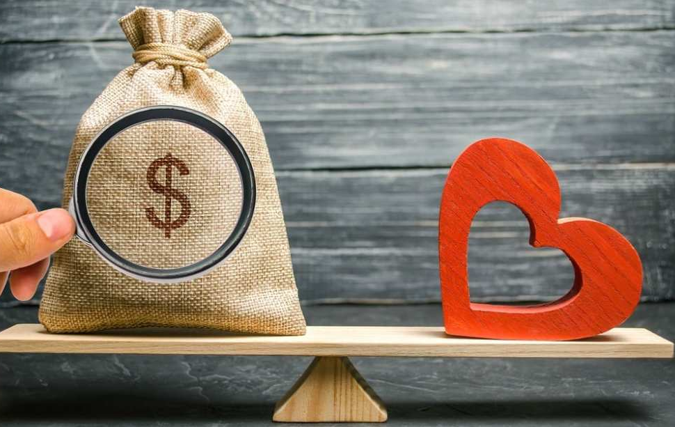 婚前個人財產用于婚后購買商品房投資，房產增值部分屬于夫妻共同財產