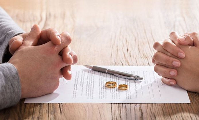 2022年離婚律師是怎么收費的?