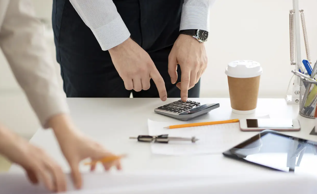 工廠異地搬遷員工如何賠償?