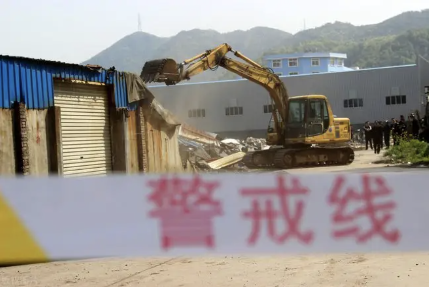 征收決定合法，強拆行為違法，能否獲得國家賠償？