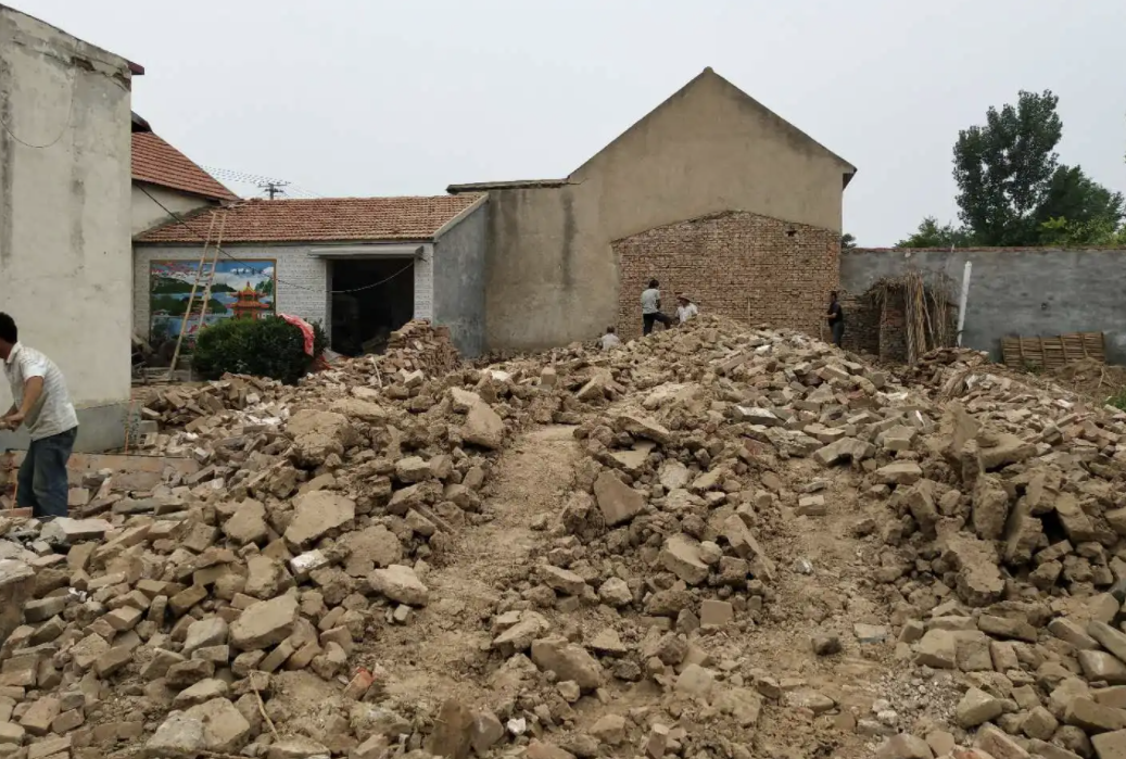 北京拆遷律師：不給補償不簽協議，街道辦強拆廠房誰給的權利？