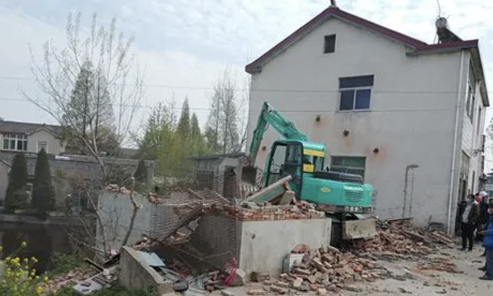 農村違建房強拆條件是什么？