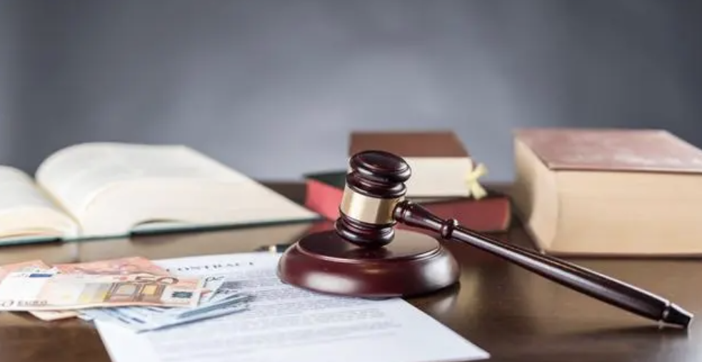 北京離婚律師費用一般怎么收費? 北京<a href=http://www.f7216.cn/team/ target=_blank class=infotextkey>離婚律師</a>費用一般怎么收費