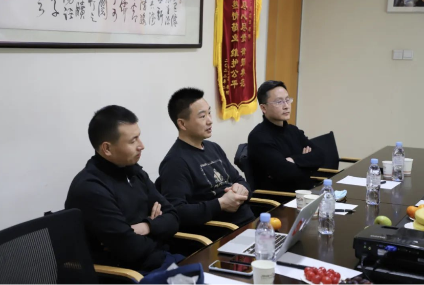 《法治進(jìn)行時》欄目組蒞臨北京京云律師事務(wù)所交流會議 《法治進(jìn)行時》欄目組蒞臨北京京云律師事務(wù)所交流會議