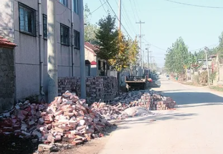 農村建房侵占道路怎樣處理？
