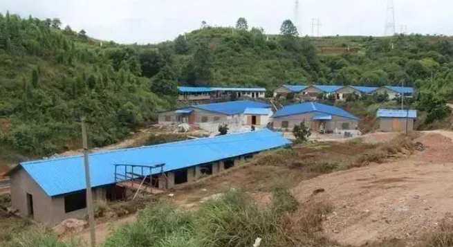 農用地搭建養殖場屬違章建筑嗎