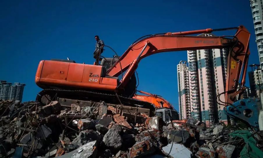 征地補(bǔ)償請律師一般得多少錢？