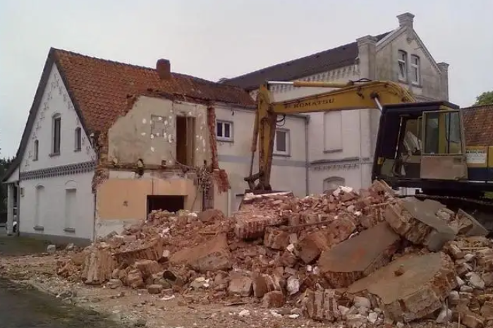 拆遷安置補(bǔ)償協(xié)議糾紛是民事還是行政