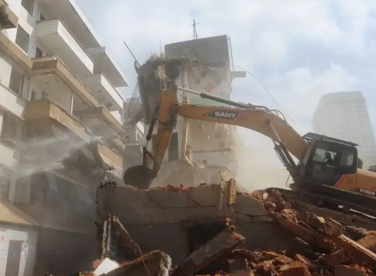 公司拆遷員工不辭職的話有補(bǔ)償嗎？