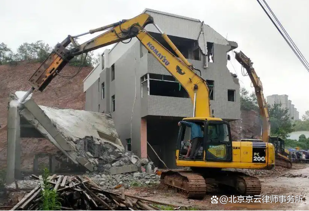 浙江省房屋拆遷案例：政府拆除違法建筑是否合法？當事人又當如何？