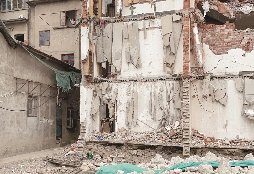 云南省房屋拆遷案例：未告知未聽證房屋被拆除，京云拆遷律師幫助勝訴