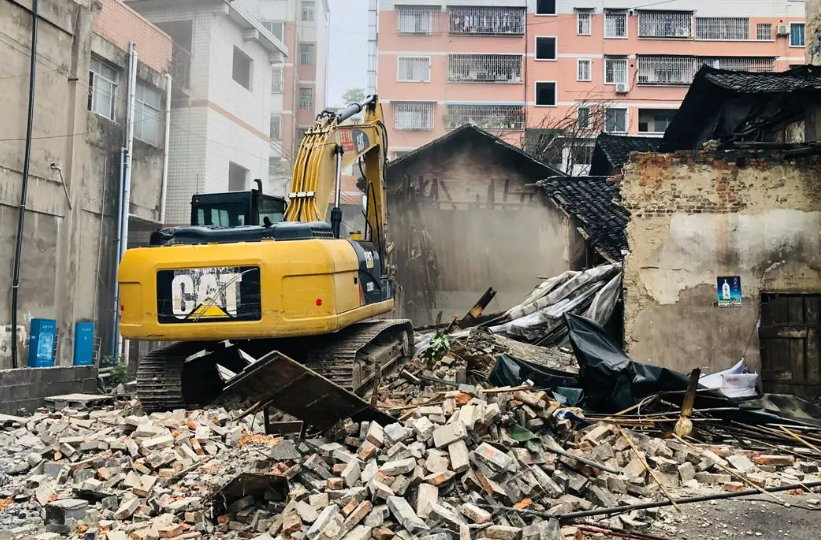 北京拆遷律師：責令自行拆除違建的期限未到，強制拆除是否合法？?