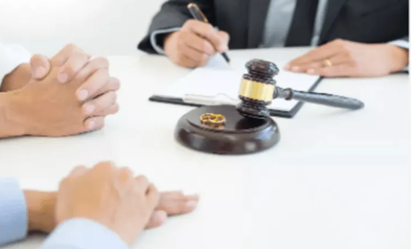 家產(chǎn)糾紛律師收費(fèi)標(biāo)準(zhǔn)是多少？