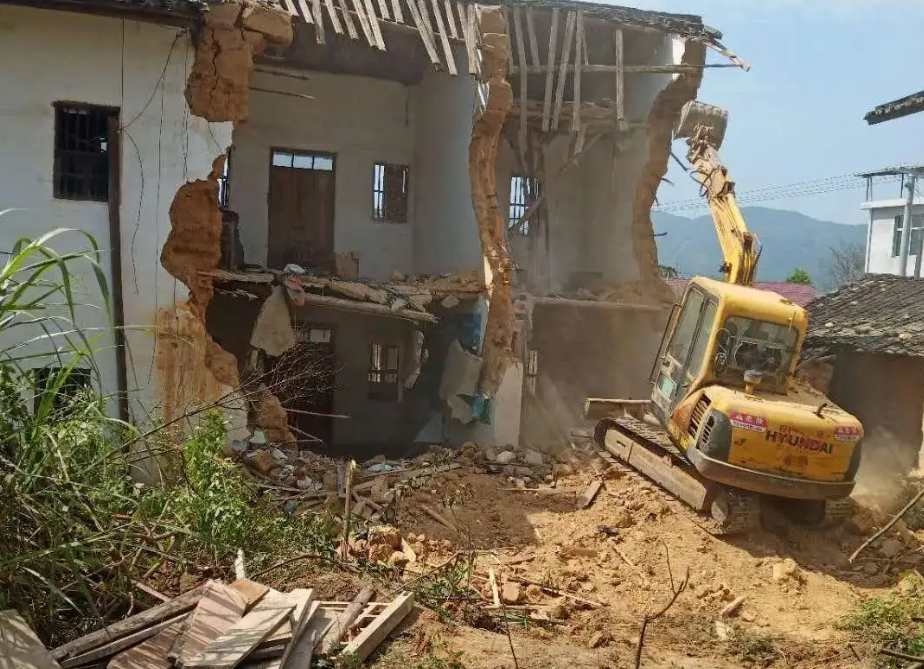 農村的老房子可以強制拆嗎? 農村的老房子可以強制拆嗎?