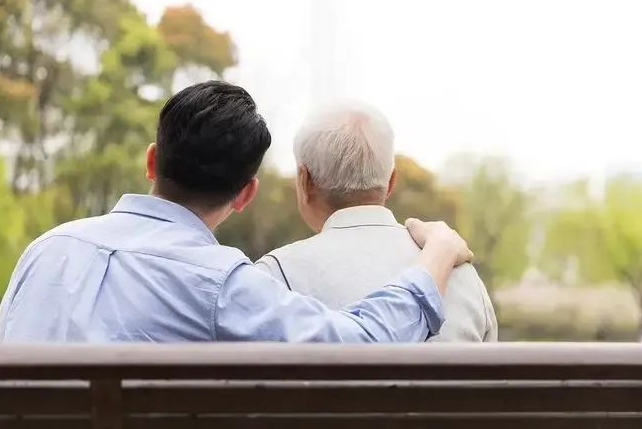 一生未婚,生前無兒無女,死后遺產由誰來繼承