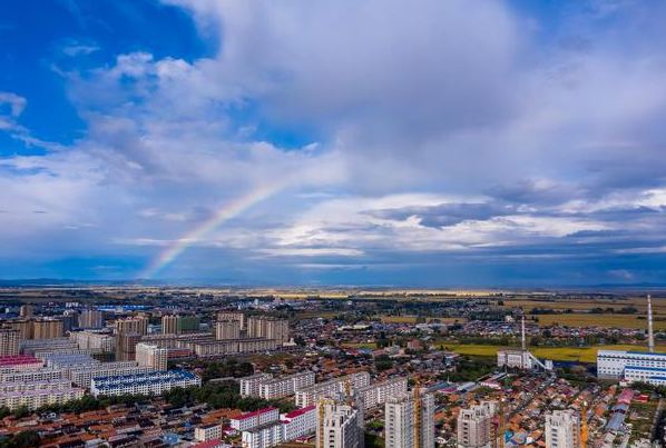 【京云<a href=http://www.f7216.cn/team/ target=_blank class=infotextkey>拆遷律師</a>】“違法建筑”的房子，也要合法的被拆除，少一個環節也不行。