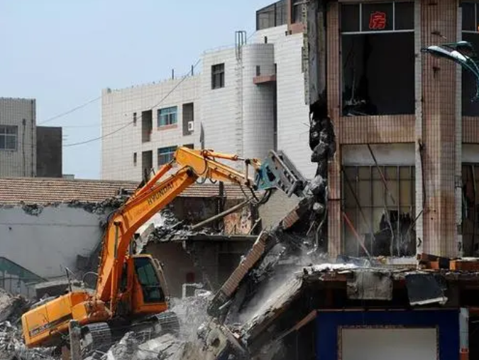 【京云<a href=http://www.f7216.cn/team/ target=_blank class=infotextkey>拆遷律師</a>】被征收房屋的價值到底多少算是合適？由誰說了算？