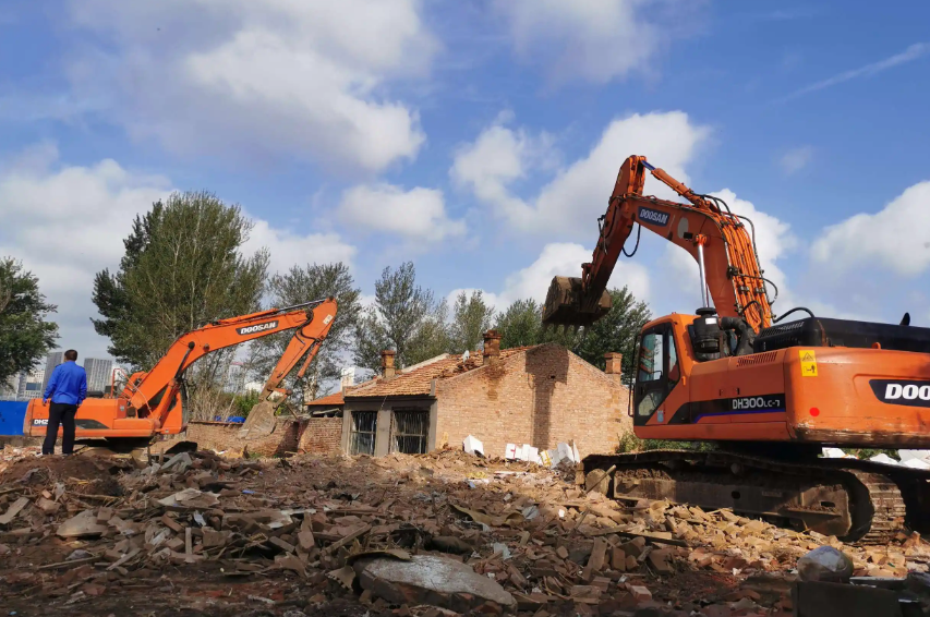 房屋被非法強(qiáng)拆如何維權(quán)？