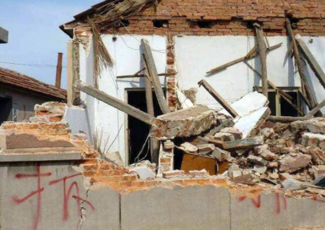 強制協議拆遷是不是違法