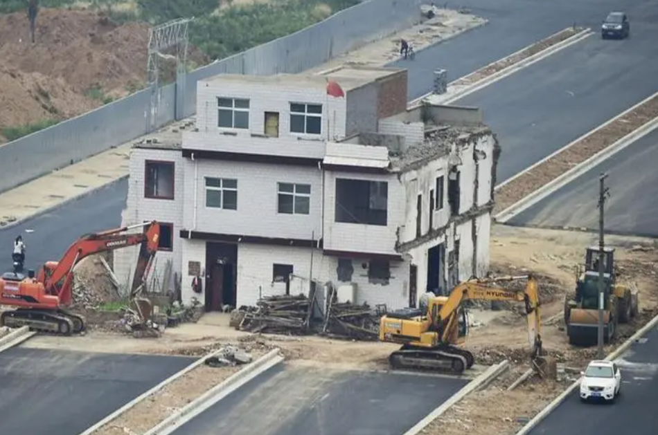 拆遷碰到釘子戶怎么辦？