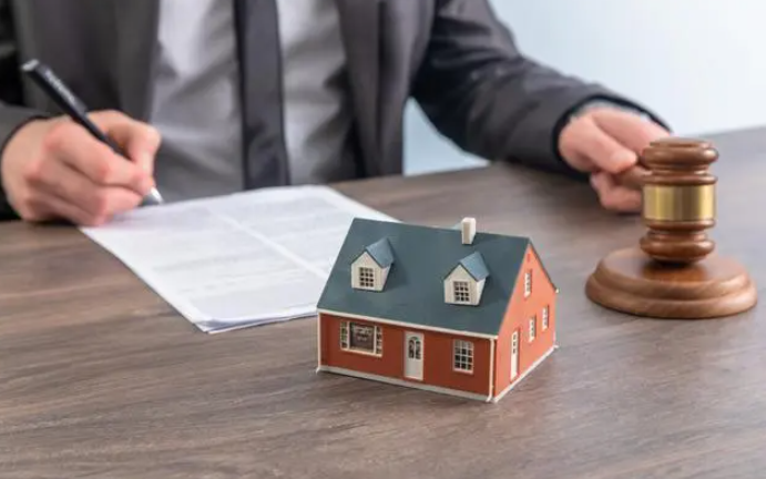 強制執(zhí)行中房產(chǎn)流拍后，申請執(zhí)行人拒絕以物抵債法院如何處理?