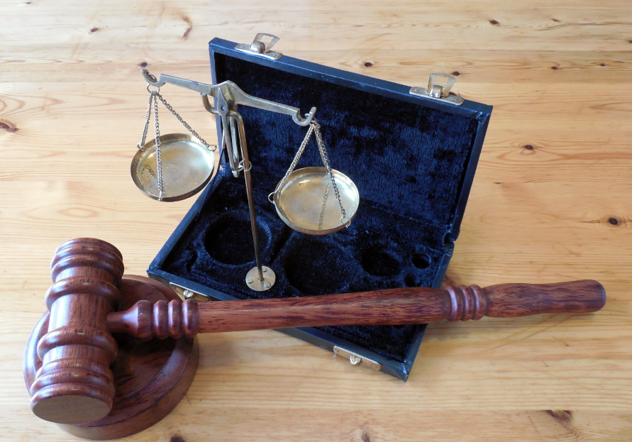 拆遷律師的收費標準是什么？