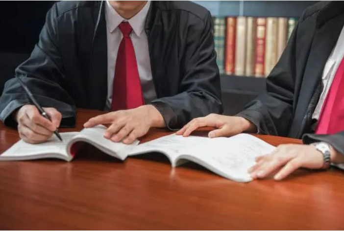 北京拆遷律師費用收取是否透明公正？