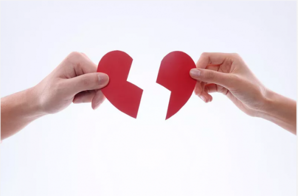 離婚時(shí)自愿放棄財(cái)產(chǎn)，事后還能反悔嗎？