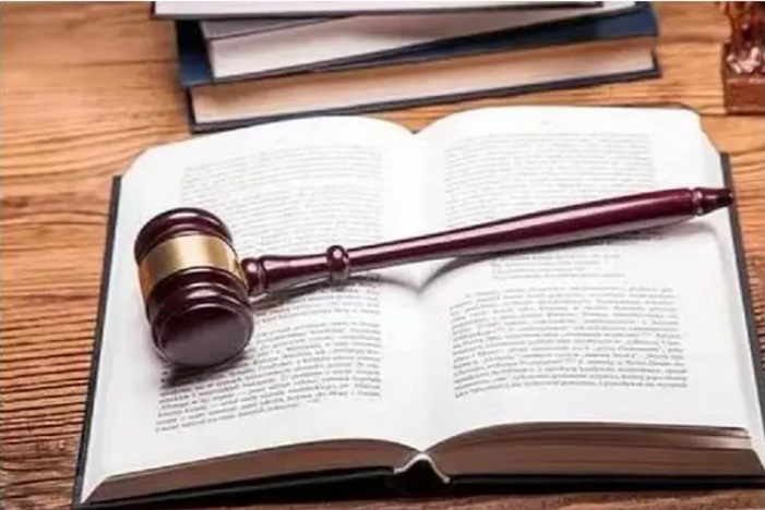 員工因未按規定方式打卡被開除，合法嗎？